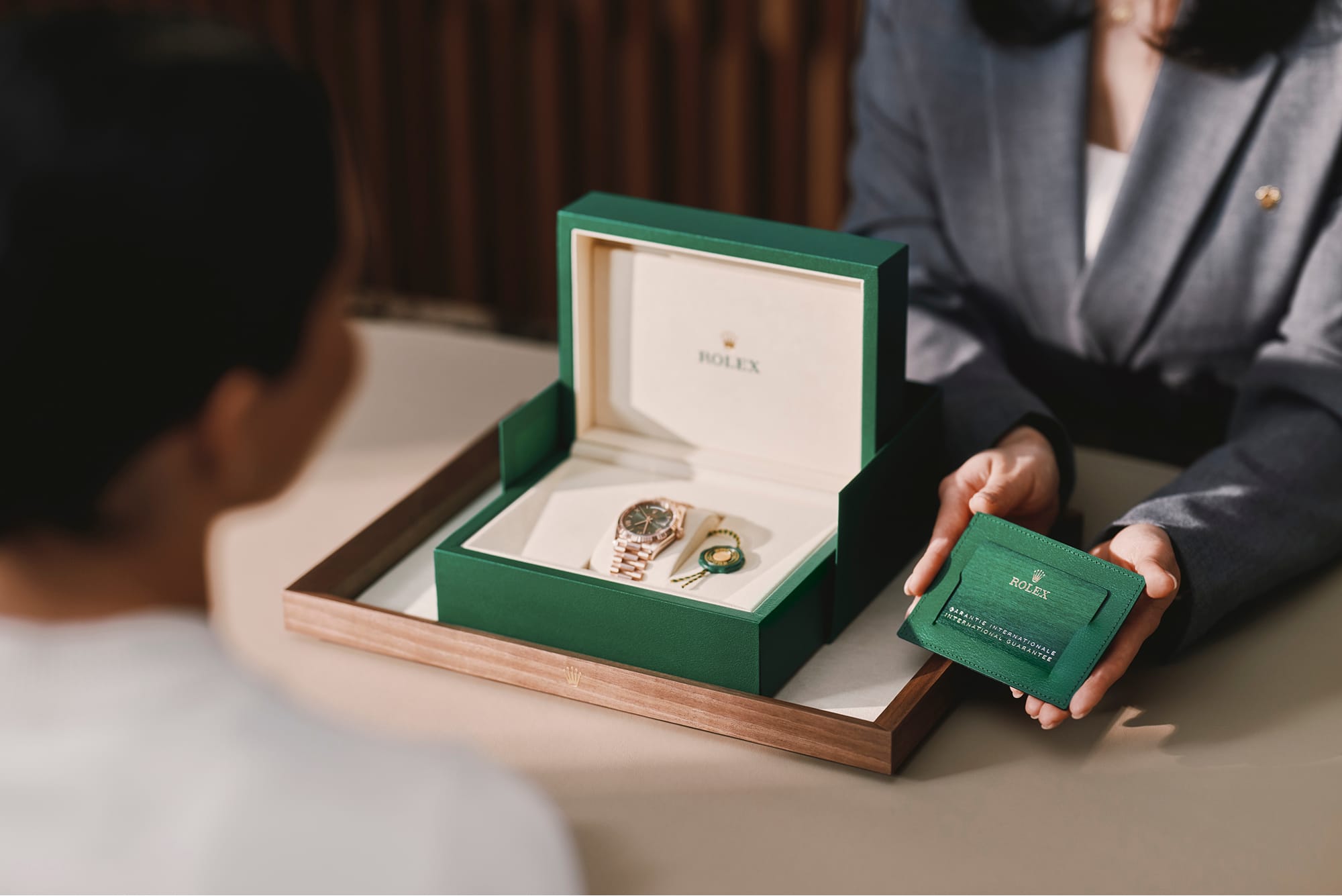 fale com a Danglar – distribuidor oficial de relógios Rolex